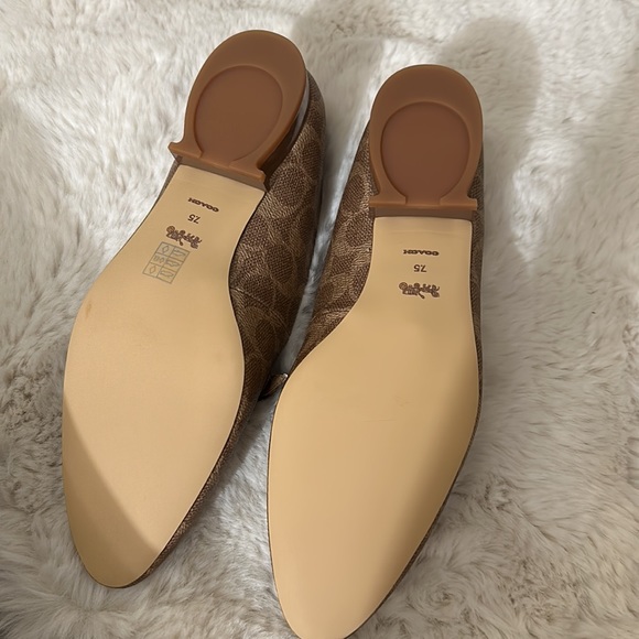 Coach Isabel Loafer - Picture 2 of 3